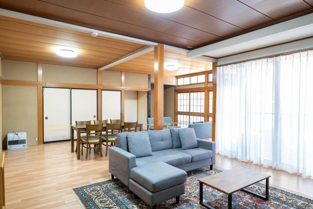 הוילה Itoigawa えのきや小泊 Enokiya Kodomari מראה חיצוני תמונה